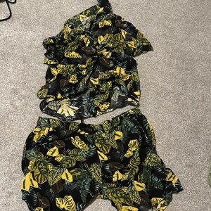 Tropical Leaf Print Men's Shirt and Shorts Set
